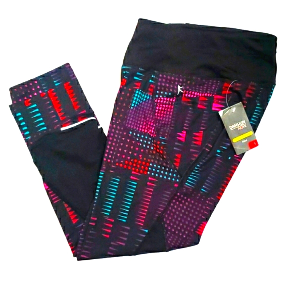 New Danskin Now Performance Fitted Capri Leggings with Pockets Size S (4-6)
